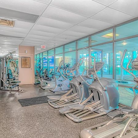 Angled Oceanfront Studio With Incredible Views! Palace Resort 1003 - Sleeps 4 Guests Myrtle Beach Extérieur photo
