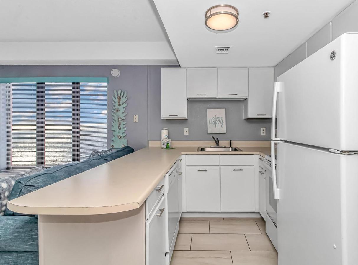 Angled Oceanfront Studio With Incredible Views! Palace Resort 1003 - Sleeps 4 Guests Myrtle Beach Extérieur photo
